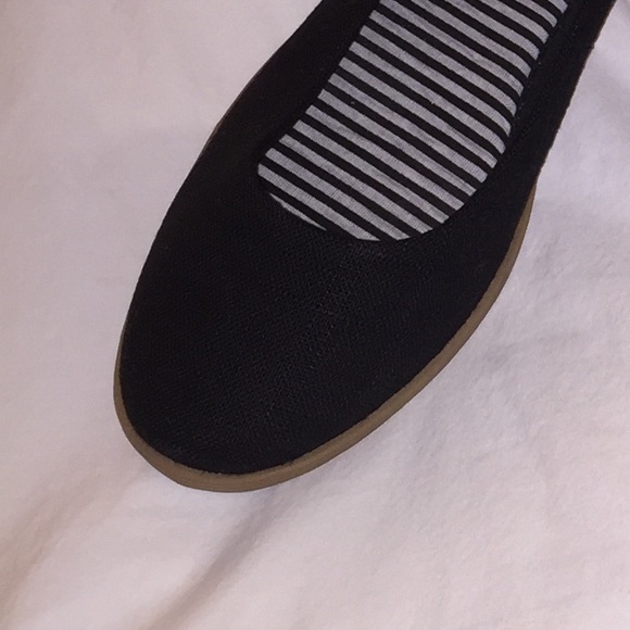Mudd Audrey Hepburn Style Black Canvas Flats Size 9 - Picture 2 of 3